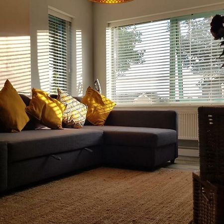 Apartmán New Contemporary Flat Minutes From Airport & Nec Marston Green Exteriér fotografie