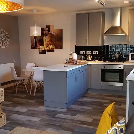Apartmán New Contemporary Flat Minutes From Airport & Nec Marston Green Exteriér fotografie