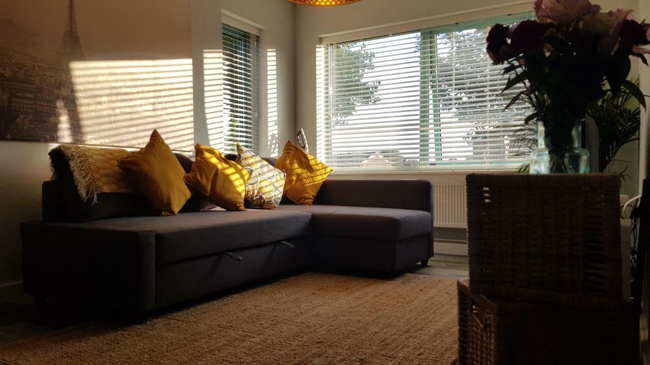 Apartmán New Contemporary Flat Minutes From Airport & Nec Marston Green Exteriér fotografie