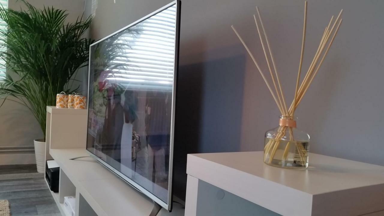 Apartmán New Contemporary Flat Minutes From Airport & Nec Marston Green Exteriér fotografie
